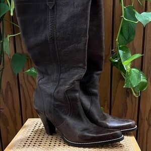 Steve Madden Dark Brown Heeled Boots Western style